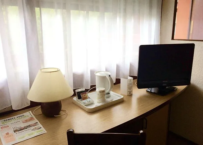 Ξενοδοχείο Campanile Deauville Saint-arnoult 3*