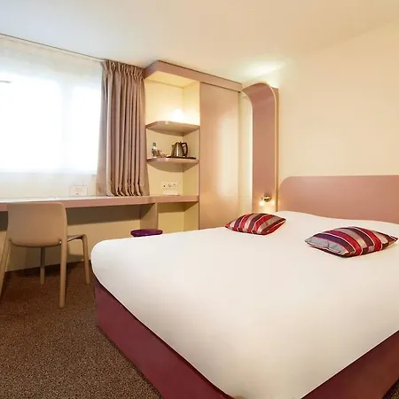 Campanile Deauville Saint-arnoult 생-아르누