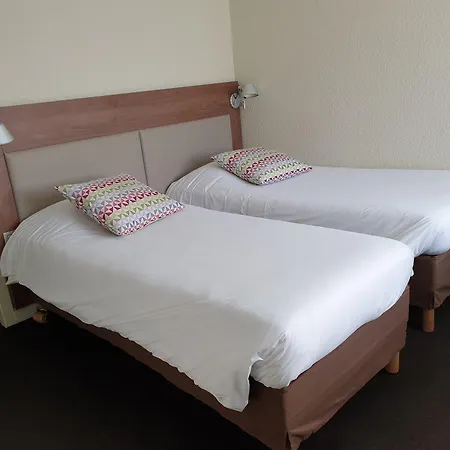 カンパニール ドーヴィル サン タルヌー ホテル 3*