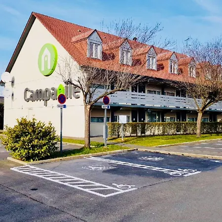 钟楼道维拉圣阿奴特酒店 圣阿尔努