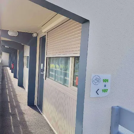 ホテル カンパニール ドーヴィル サン タルヌー