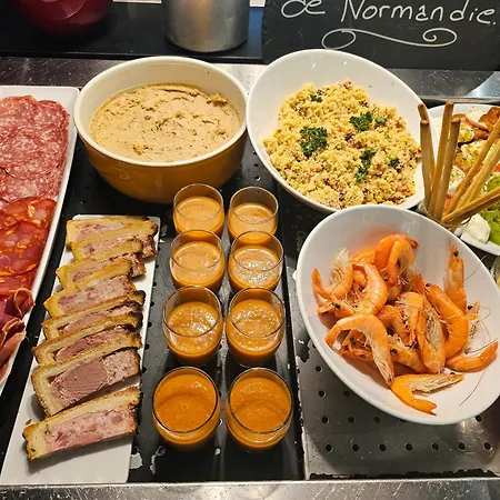 호텔 Campanile Deauville Saint-arnoult 3*