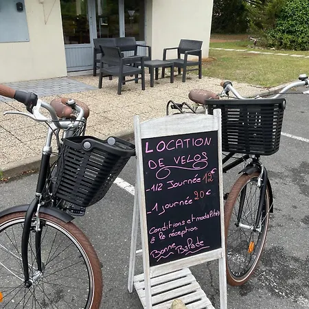 カンパニール ドーヴィル サン タルヌー ホテル