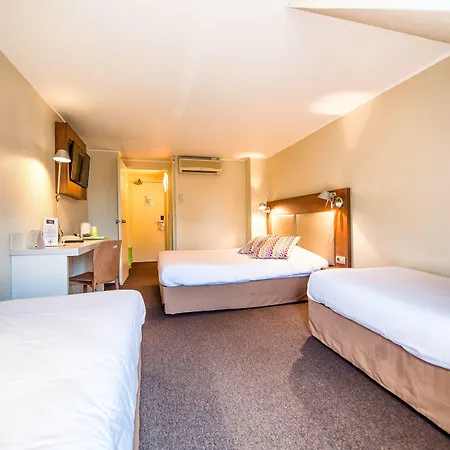 カンパニール ドーヴィル サン タルヌー 3*