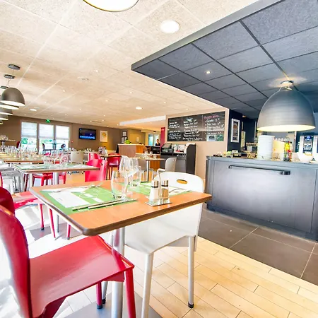 钟楼道维拉圣阿奴特酒店 酒店 圣阿尔努