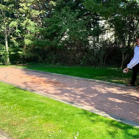 ホテル カンパニール ドーヴィル サン タルヌー サン・タルヌー