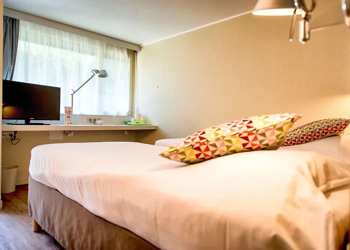 Campanile Deauville Saint-arnoult Hotel 3*