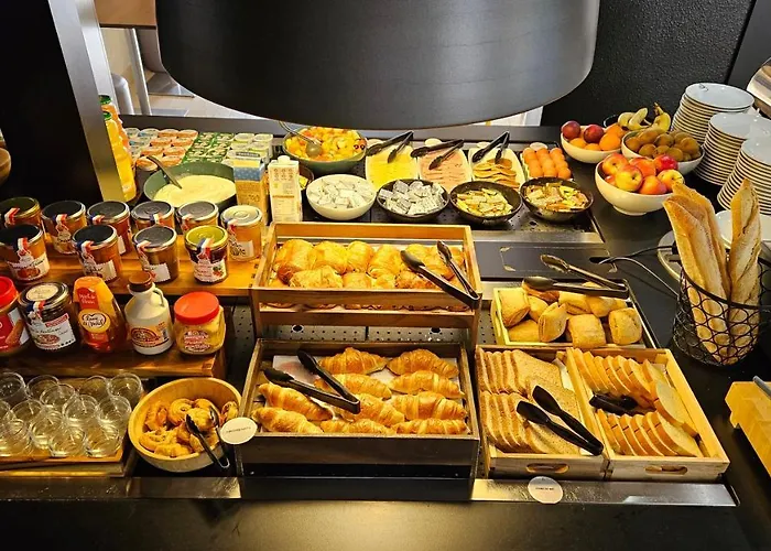 カンパニール ドーヴィル サン タルヌー 3* サン・タルヌー